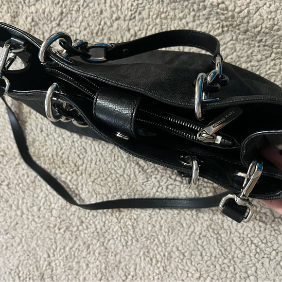 Michael Kors Handbag - Picture 5 of 9